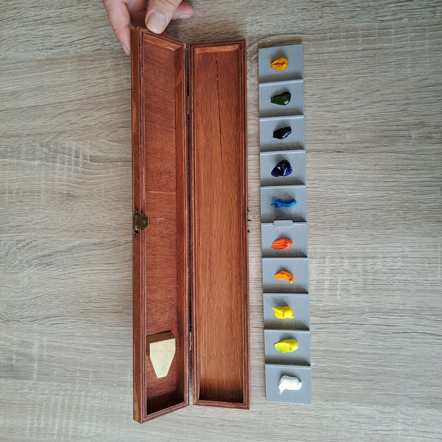 Sta wet palette case for oil paints for 10 colors, best palette case suitable for transporting oil paints to plein air, box for oil paints