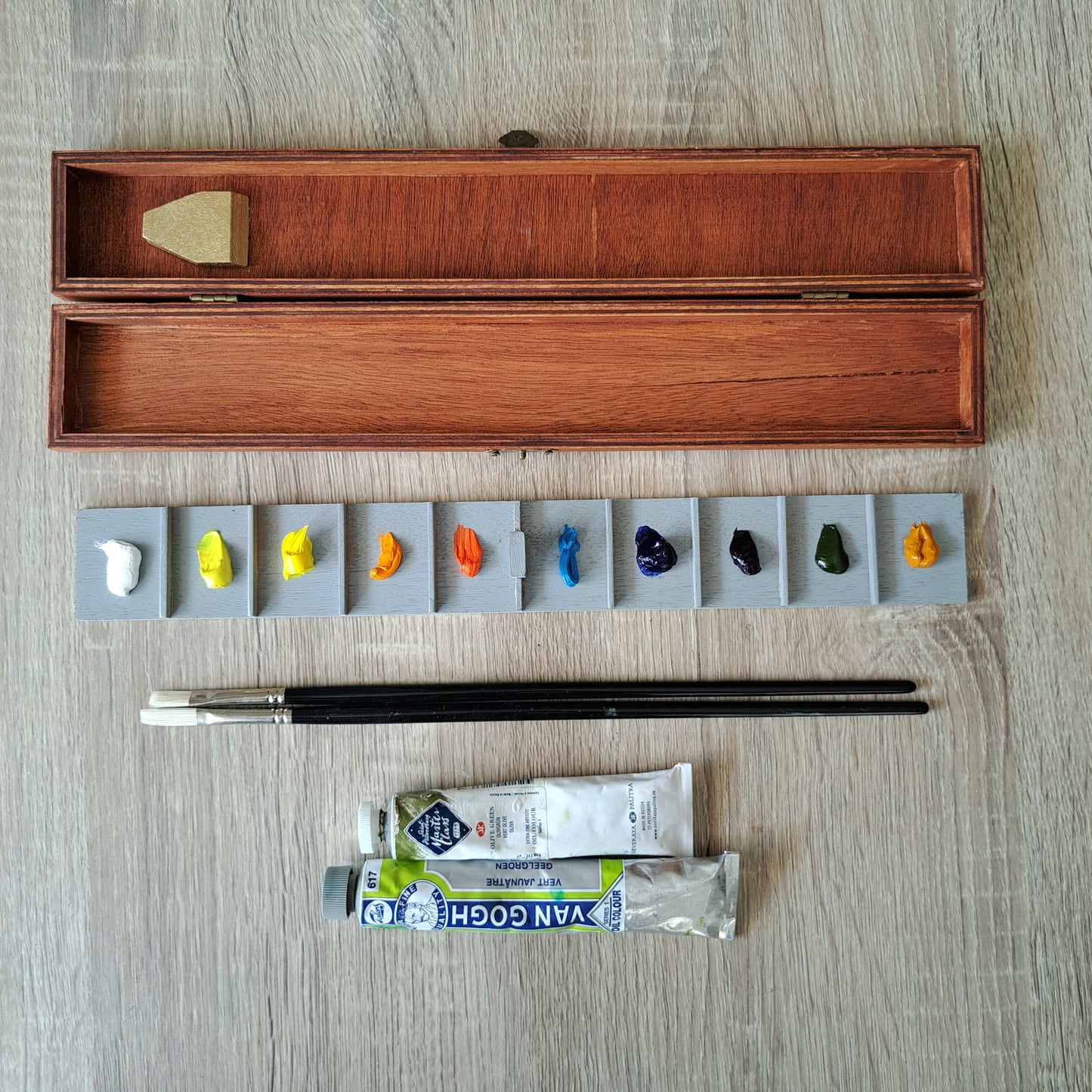 Sta wet palette case for oil paints for 10 colors, best palette case suitable for transporting oil paints to plein air, box for oil paints