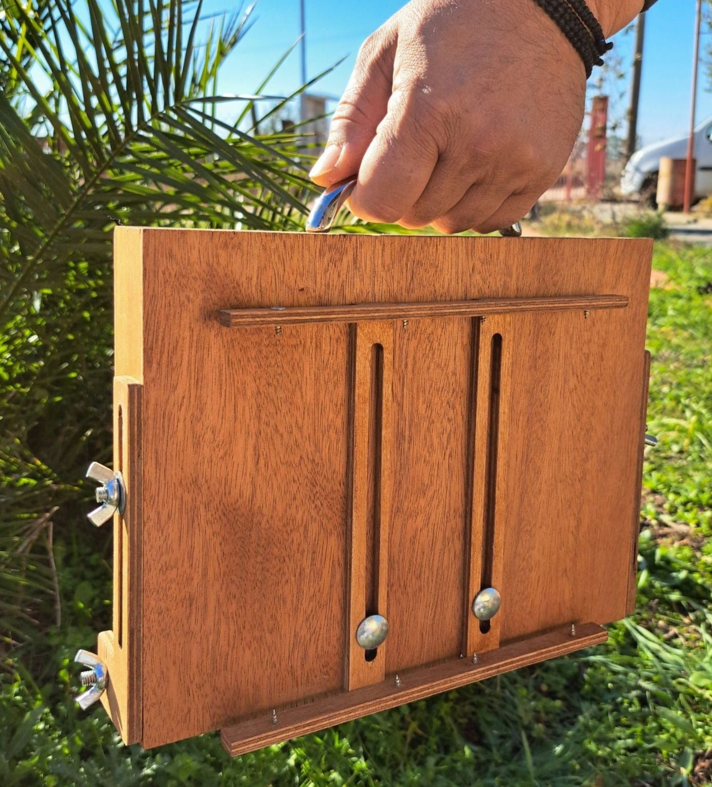 Pochade box for plein air painting, handmade lightweight outdoor & portable artist easel