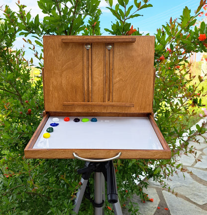 Pochade box for PLEIN AIR painting, outdoor & portable artist easel, lightweight box for oil paints, M size