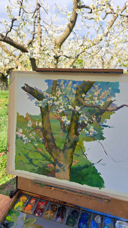 The honey scent of spring