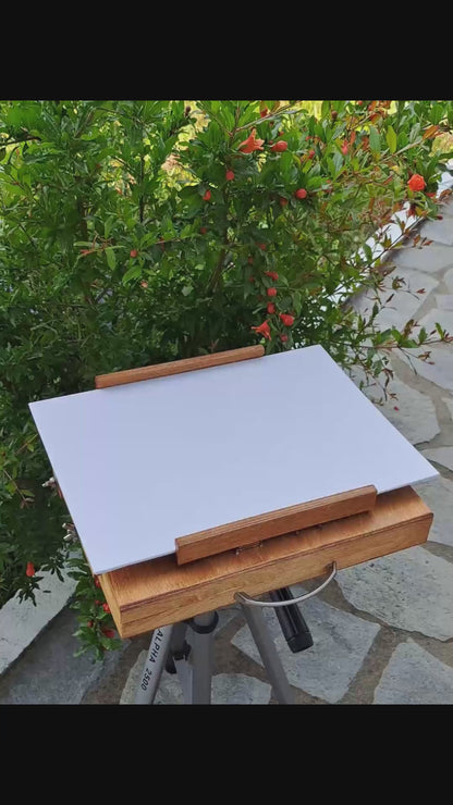 Pochade box for PLEIN AIR painting, outdoor & portable artist easel, lightweight box for oil paints, M size