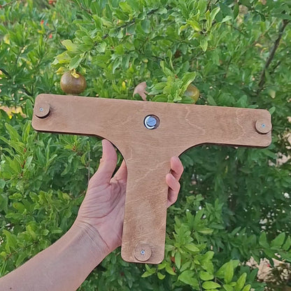 Tabletop stand for pochade box